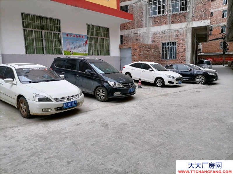 南寧市西鄉塘區(出租) 屋，一樓廠房、倉庫招租