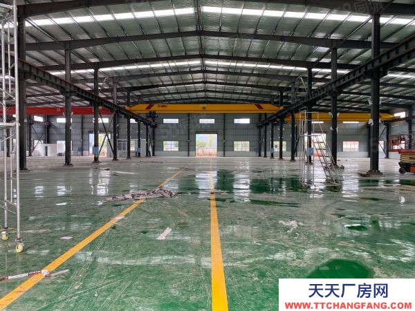 長沙市寧鄉(xiāng)區(qū) 高新區(qū)5000帶行車鋼構(gòu)廠房出租可進(jìn)掛車