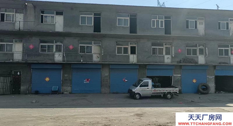 (出租) 出行方便1層出租門面房飯店倉庫停車，二樓三樓居住出租