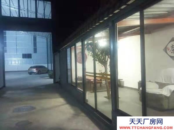 (出租) 地址石屏教場壩中段，交通方便大路邊。