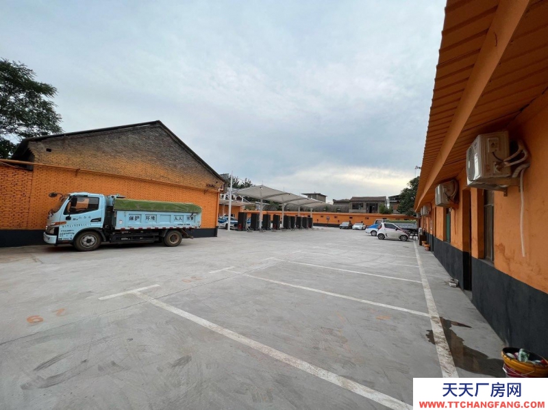 (出租) 南外環(huán)立交橋西充電站院內(nèi)廠房