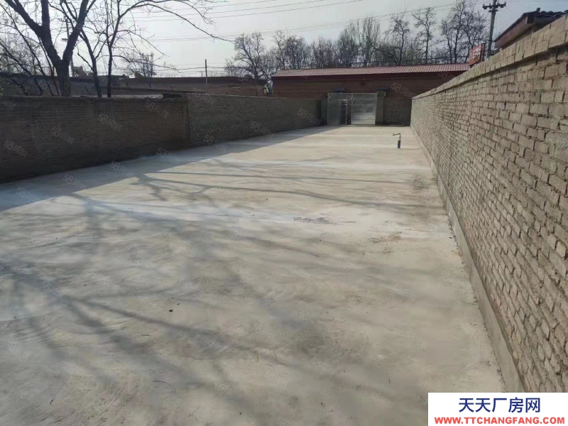 保定 徐水安大線附近庫房大院空地對外出租