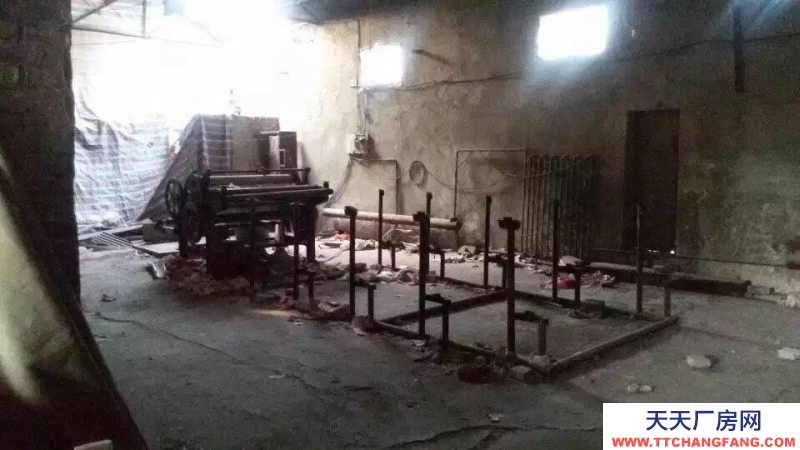 (出售) 賈得工業(yè)園區(qū)廠房出租或出售（有手續(xù)）