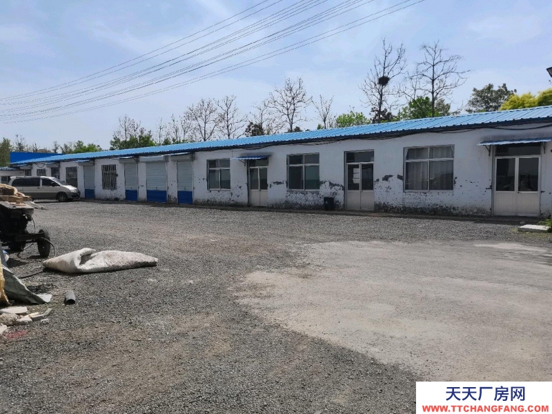 淄博張店聯(lián)通路與原山大道交叉路口西100米