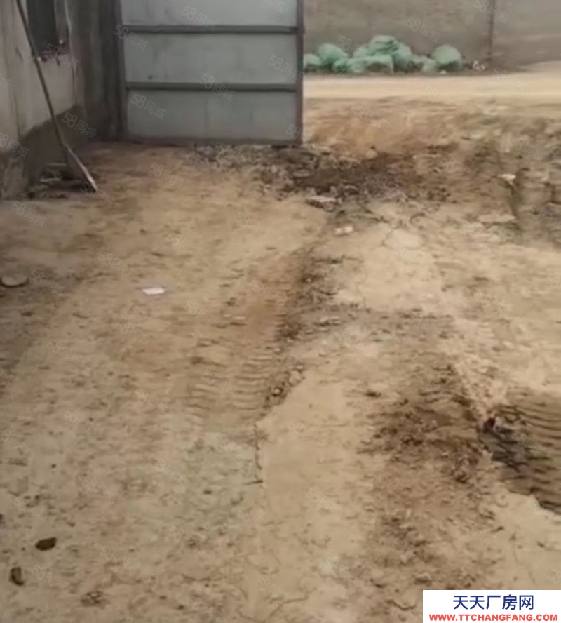 保定 滿城區安大線附近六間房村帶院廠房