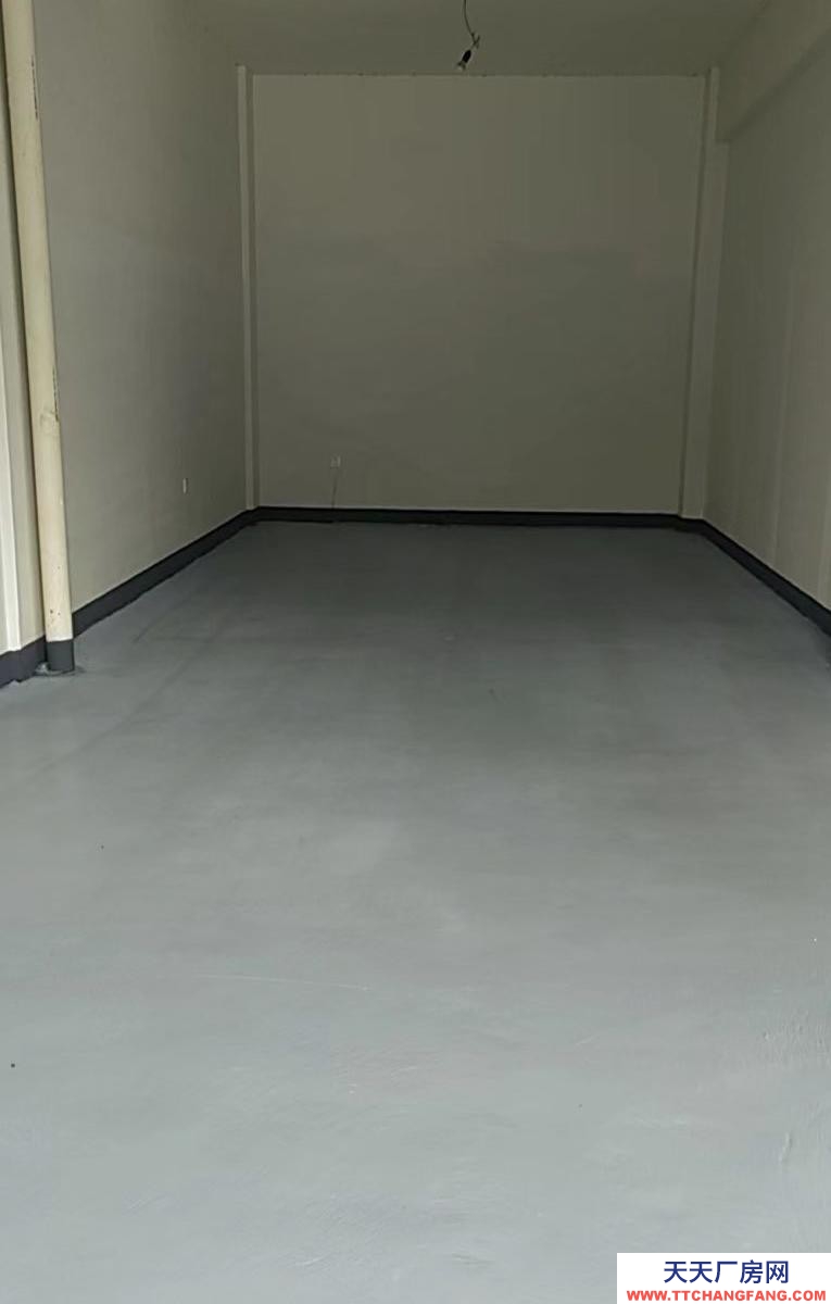 杭州桐廬(出租) 自家房子一層倉庫。面積大，租金便宜