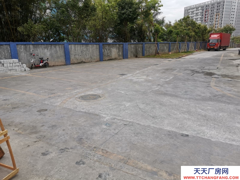 (出租) 深圳龍崗空地大!坂田上雪科技園倉庫出租一樓樓上255平369平505