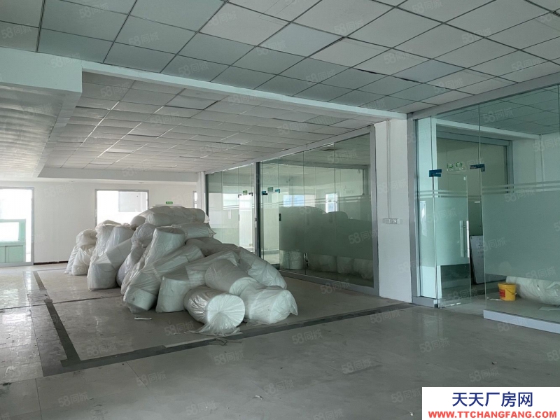 (出租) 深圳寶安福永會展高速口1600平米精裝修無塵車間廠房出租分租低價(jià)