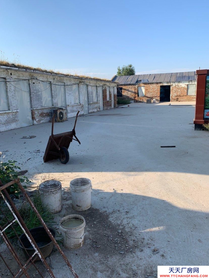 保定 望都  107國道東側500米 倉庫 2400平米