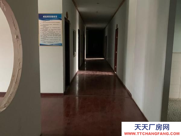 (出租) 道路寬闊，方便停車，環境良好，空曠