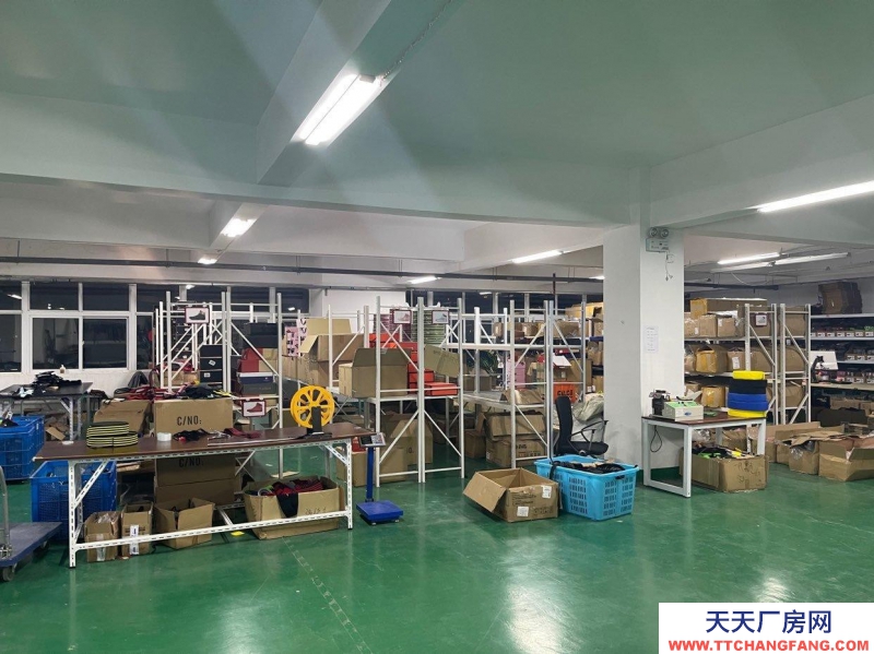 (出租) 蚌埠蚌山新二中旁500平方高標(biāo)準(zhǔn)倉庫廠房出租。