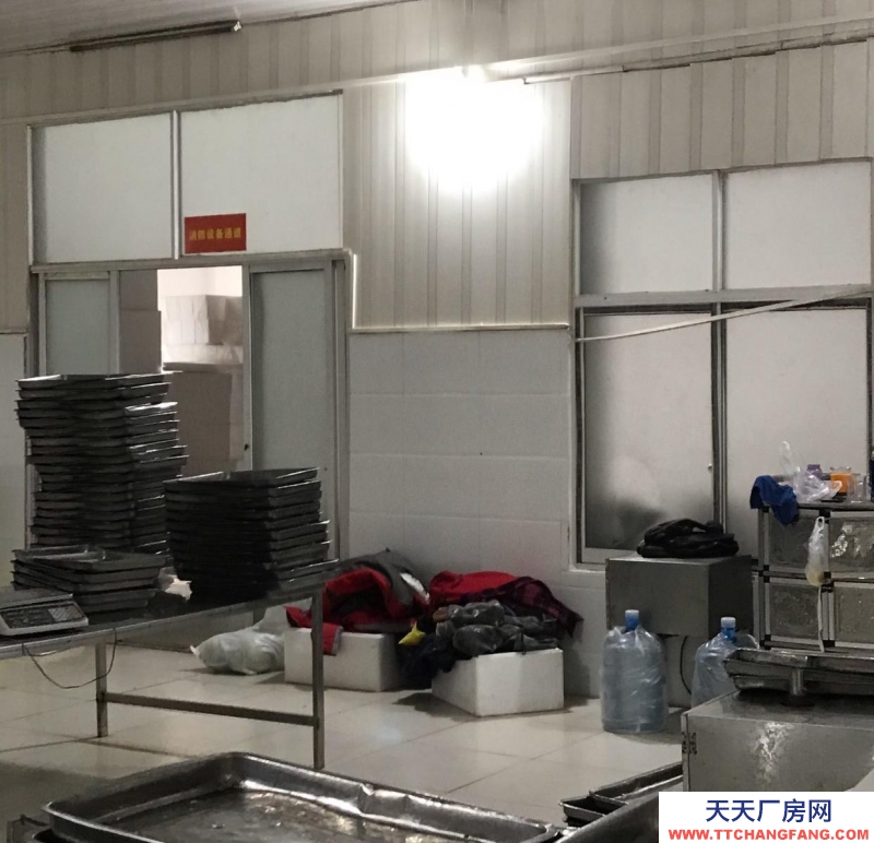 (出租) 蚌埠龍子湖廠房面積900多平方米，水電齊全，交通便利。