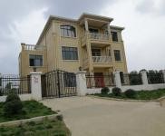 (出租) 襄陽襄城尹集鄉(xiāng)305省道旁，尤河村二組。水電齊全，半掛可通行。