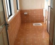 (出租) 襄陽襄城尹集鄉(xiāng)305省道旁，尤河村二組。水電齊全，半掛可通行。