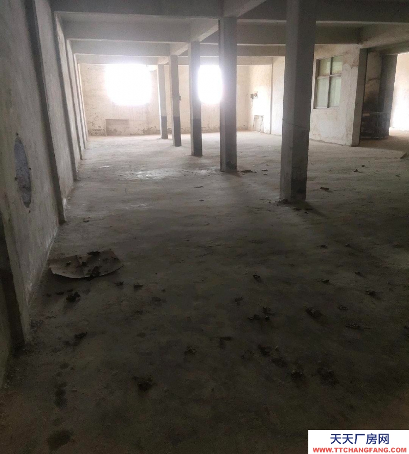 棗莊市中上下兩層上層能辦公，下層框架結(jié)構(gòu)廠房