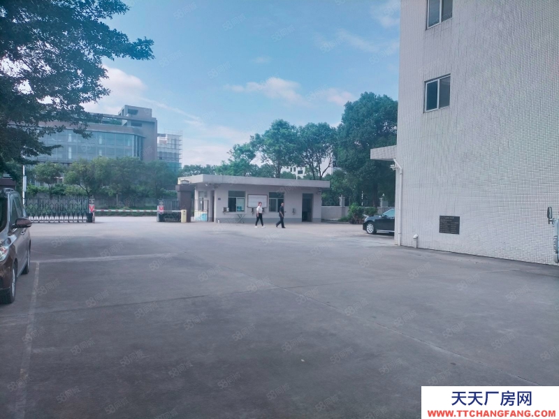 (出租) 東莞大朗原房東工業(yè)區(qū)獨(dú)棟標(biāo)準(zhǔn)廠房豪裝6800平不分租