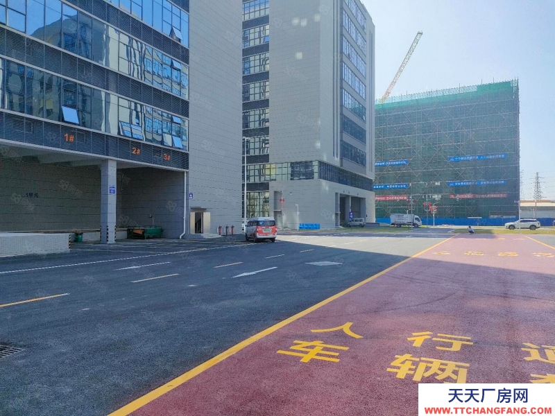 (出售) 東莞中堂50年產(chǎn)權(quán)一樓1300平廠房出售樓上標(biāo)準層2000平