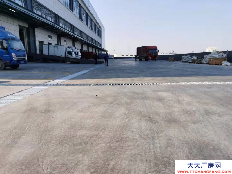 (出租) 東莞寮步高速出口附近新出標準物流倉庫20000平方可以分組帶卸貨