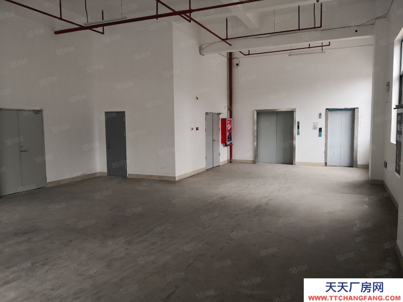 (出租)南寧市西鄉塘區高新大道全新廠房倉庫,有一樓!可分租小面積,有補貼