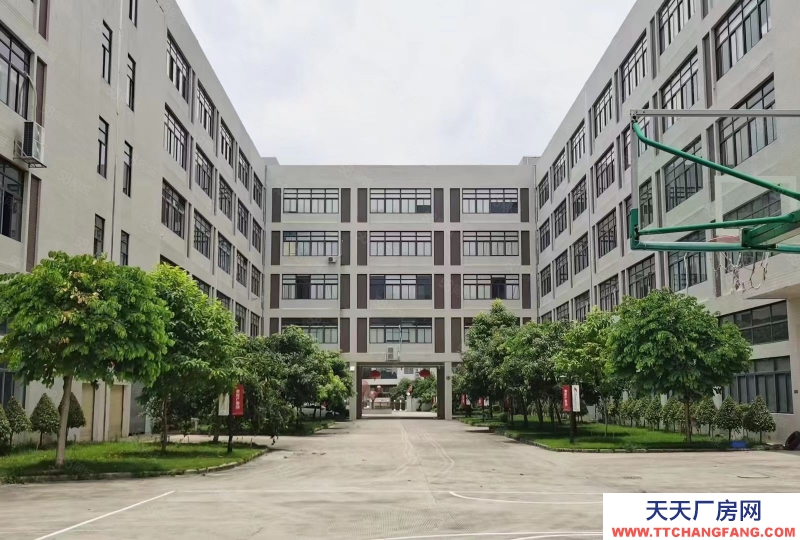 (出租) 廣州黃埔現(xiàn)成十萬(wàn)級(jí)無(wú)塵車間1500平位于黃埔開(kāi)源大道工業(yè)園區(qū)