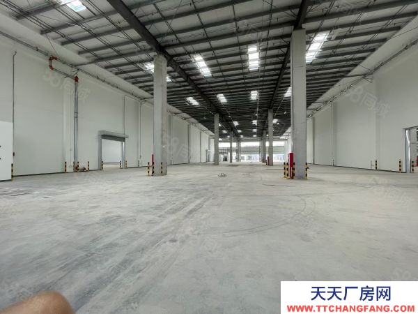 蘇州市常熟全新三層坡道庫,一樓雙邊庫,分租3300平,場地超大