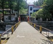 (出租) 十堰張灣車城路總裝廠對(duì)面油站附近，獨(dú)門獨(dú)院，個(gè)人房源