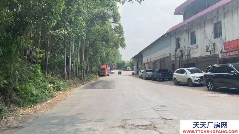 (出租)南寧市靠近江南大道交通便利，有監控保安，證件齊全可辦理營業執照。