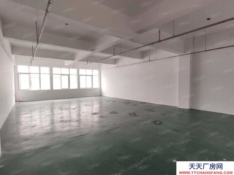 (出租) 阜陽(yáng)潁泉145平3600平 大通道倉(cāng)庫(kù)廠房 大車(chē)可進(jìn) 消費(fèi)齊全