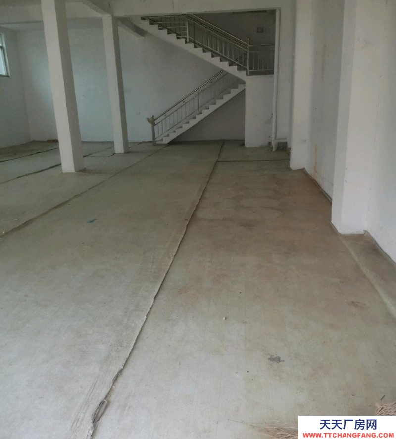 (出租) 阜陽臨泉交通便利 倉儲 居住 辦公，均可！