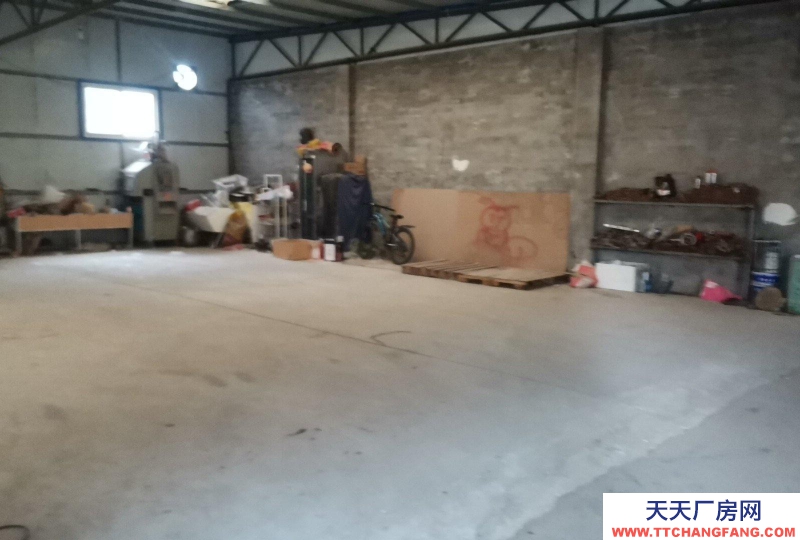 保定 雄縣 庫房面積不大，有門市，有正房住人