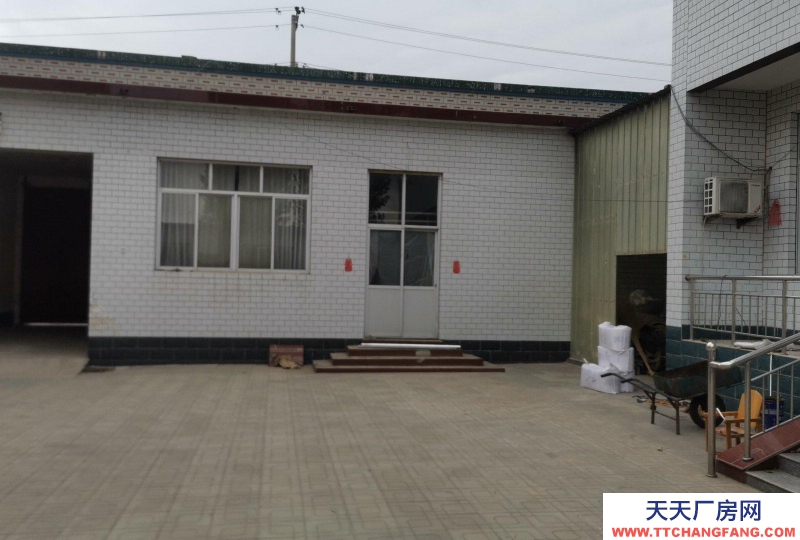 保定 雄縣 庫房面積不大，有門市，有正房住人