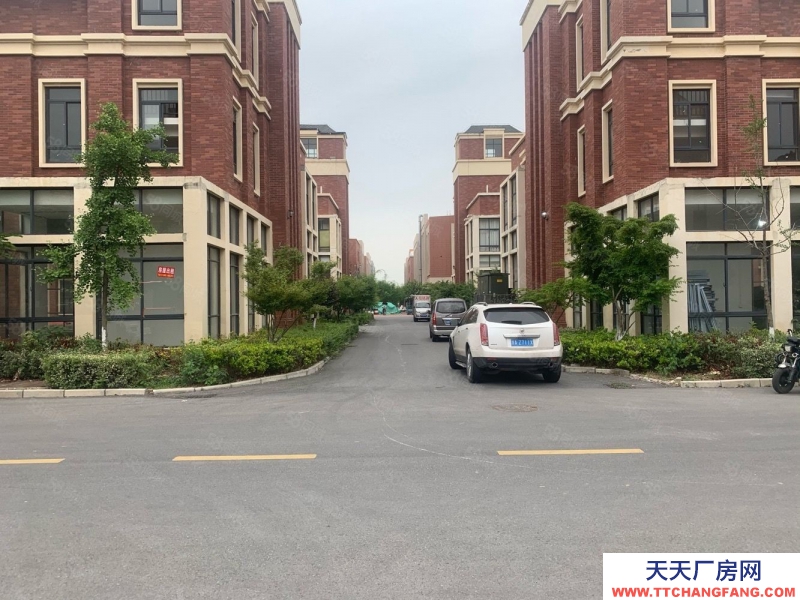 (出售) 阜陽潁泉臨沂商城佳海二期廠房，房東誠心賣包稅，隨時看房