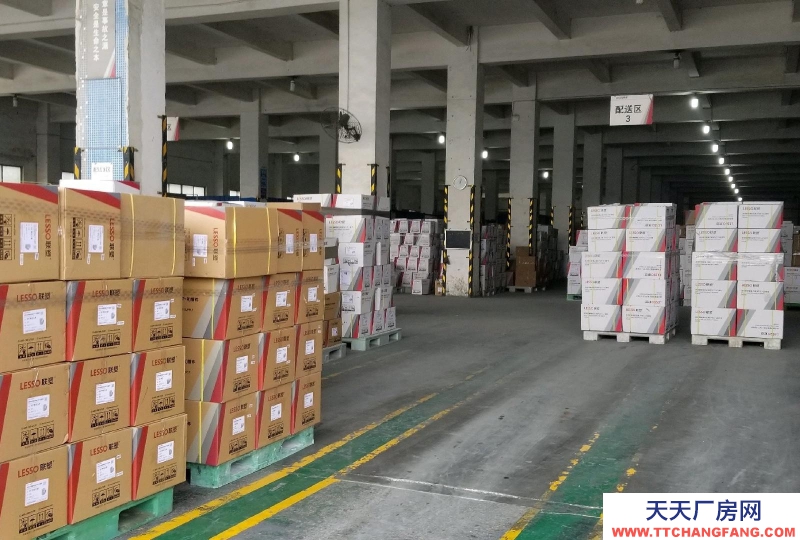 (出售) 阜陽潁泉廠房，倉庫急售，價格好談。環(huán)境好，位置好!轉(zhuǎn)角