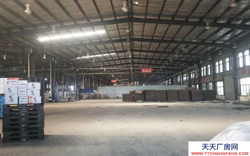 (出租) 阜陽潁上開發(fā)區(qū)一樓3000方廠房出租 層高9米 大路口 進(jìn)出方便