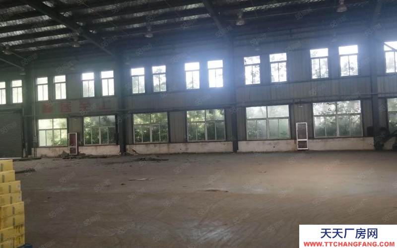 (出租) 阜陽潁上開發(fā)區(qū)一樓3000方廠房出租 層高9米 大路口 進(jìn)出方便