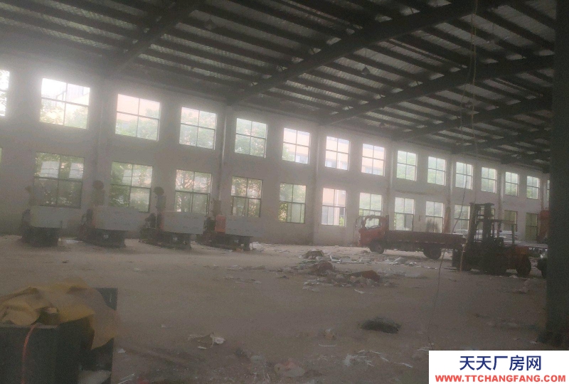 (出租) 阜陽阜南廠內(nèi)空間很大進(jìn)出方便在三環(huán)路旁，交通方便