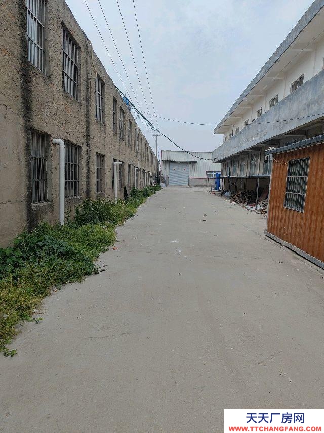 (出租) 阜陽臨泉動物園附近，1300平左右，可用于工廠倉庫