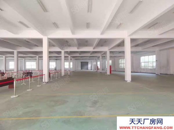 蘇州市相城區(qū)陽澄湖一樓廠房700平,,形象好價格優(yōu),半掛車進出方便。