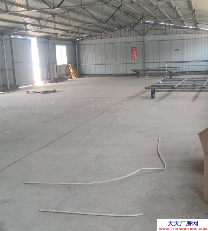 萊陽廠房3棟合計1800平院子1000平，可分租可整租，價格便宜