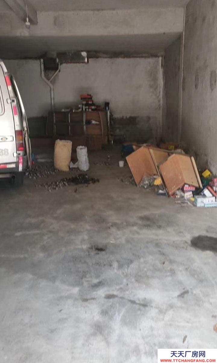 (出租) 安慶 懷寧吉祥小區 2列車庫115平方