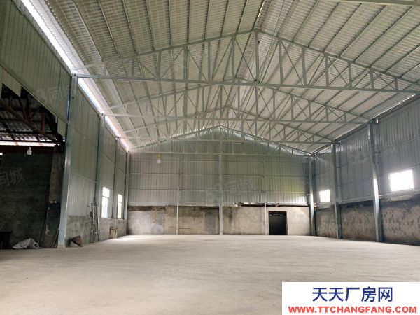 益陽(yáng)市赫山區(qū)緊鄰G536國(guó)道房東新建鋼架結(jié)構(gòu)廠房水電齊全優(yōu)價(jià)出租