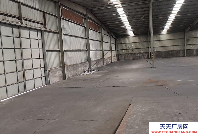 唐山 路北  大慶西道邊，地理位置優(yōu)越，交通便利，可進大車