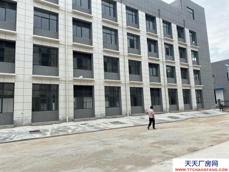 (出租) 安慶懷寧廠房面積2700平米，共4層，新廠房剛驗(yàn)收完畢。