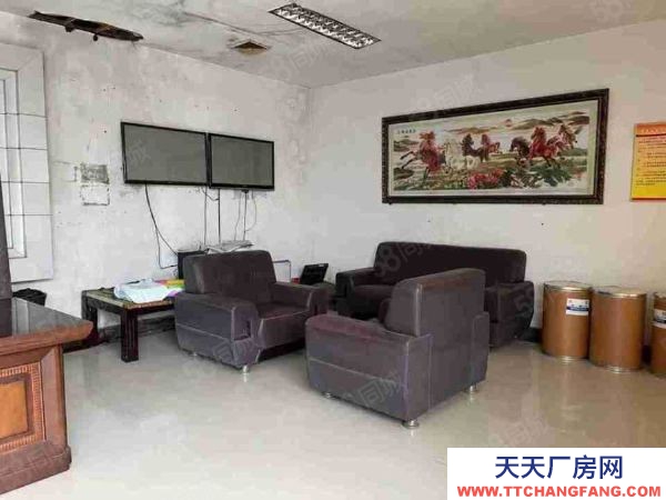 益陽市赫山區滄水鋪鎮黃團嶺村工業廠房2宗土地及附屬設施，3000平土地