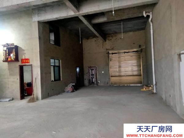 益陽市赫山區300平廠房倉庫出租，二樓有220平住宿