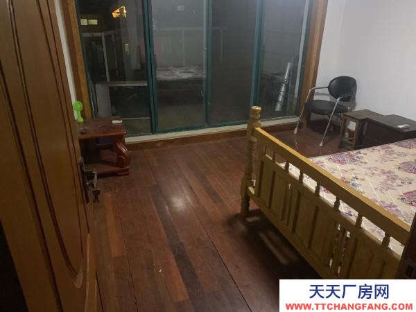 蘇州市虎丘區個人租的整房，現在有兩個空房間，可以看房