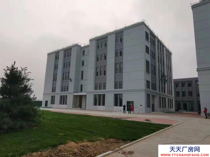 唐山 豐潤 新廠房，現(xiàn)房，位置便利，緊鄰飛機場、京唐高鐵和高速路口
