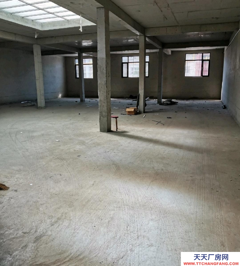 (出租) 獨(dú)院出租，大車可進(jìn)入半掛車可入巷。