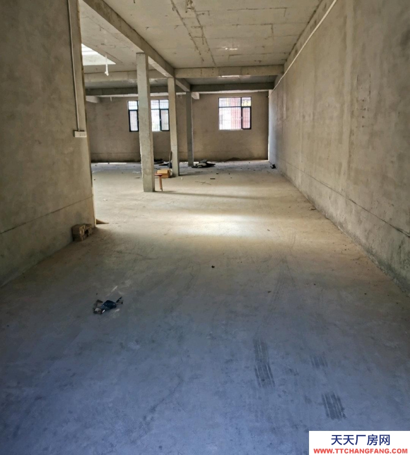 (出租) 獨(dú)院出租，大車可進(jìn)入半掛車可入巷。