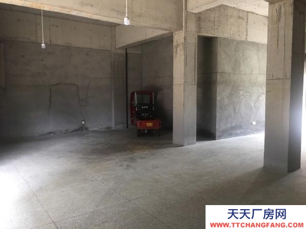 益陽市資陽區一層平面做倉庫用，價格從優